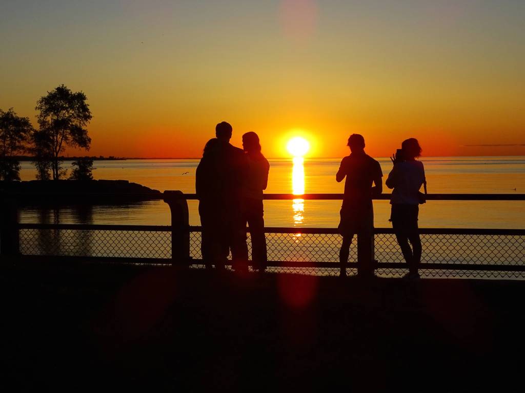 Gleam and ripple on the&nbsp;lake